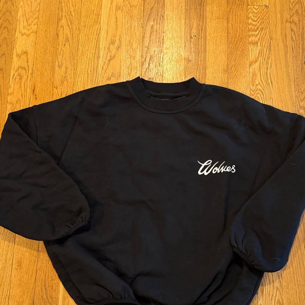 womens sweatshirt